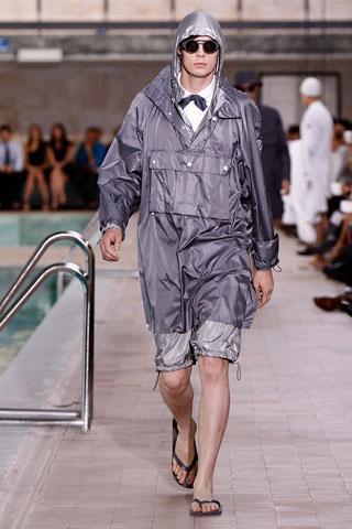 Moncler Gamme Bleu / - 2010